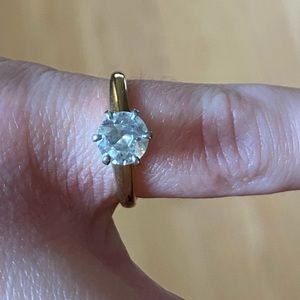 14K Gold Diamond Ring Size 4